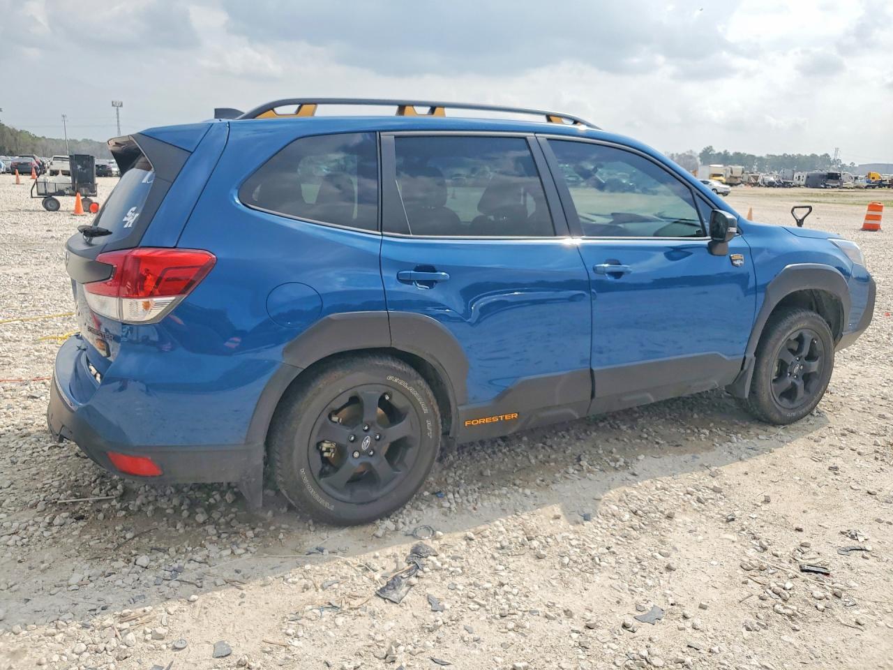2024 SUBARU FORESTER WILDERNESS photo 3