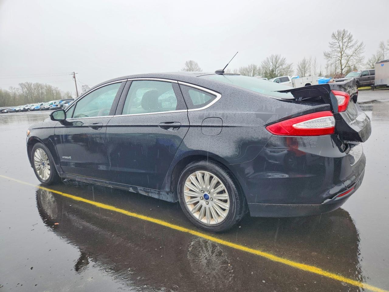 2013 FORD FUSION SE HYBRID photo 2