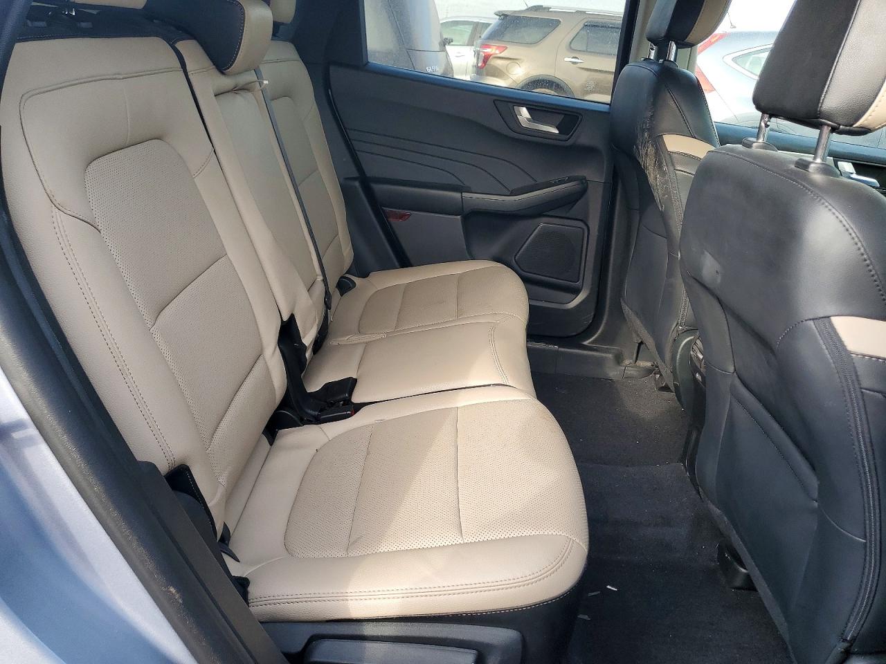 2022 FORD ESCAPE TITANIUM photo 11