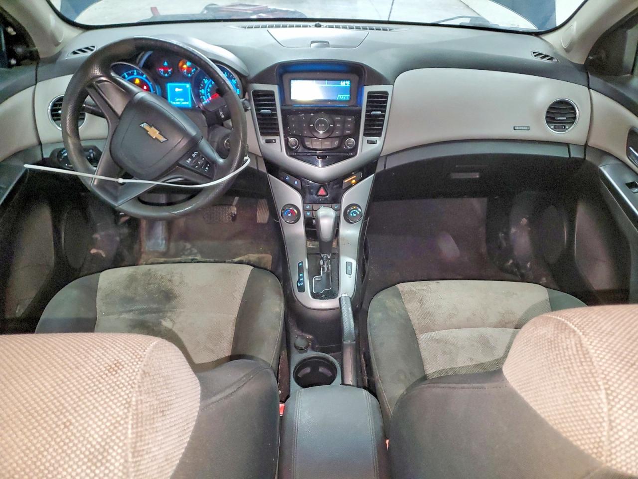 2011 CHEVROLET CRUZE LS photo 22