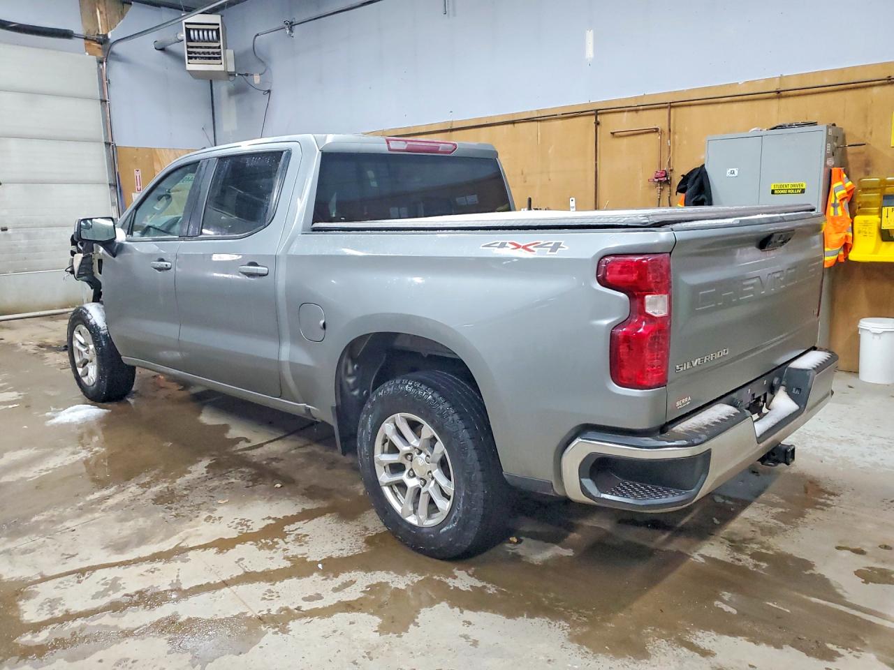 2023 CHEVROLET SILVERADO K1500 LT-L photo 4