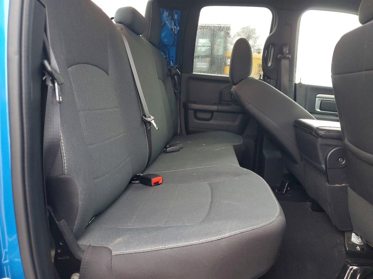 2022 RAM 1500 CLASSIC SLT photo 28