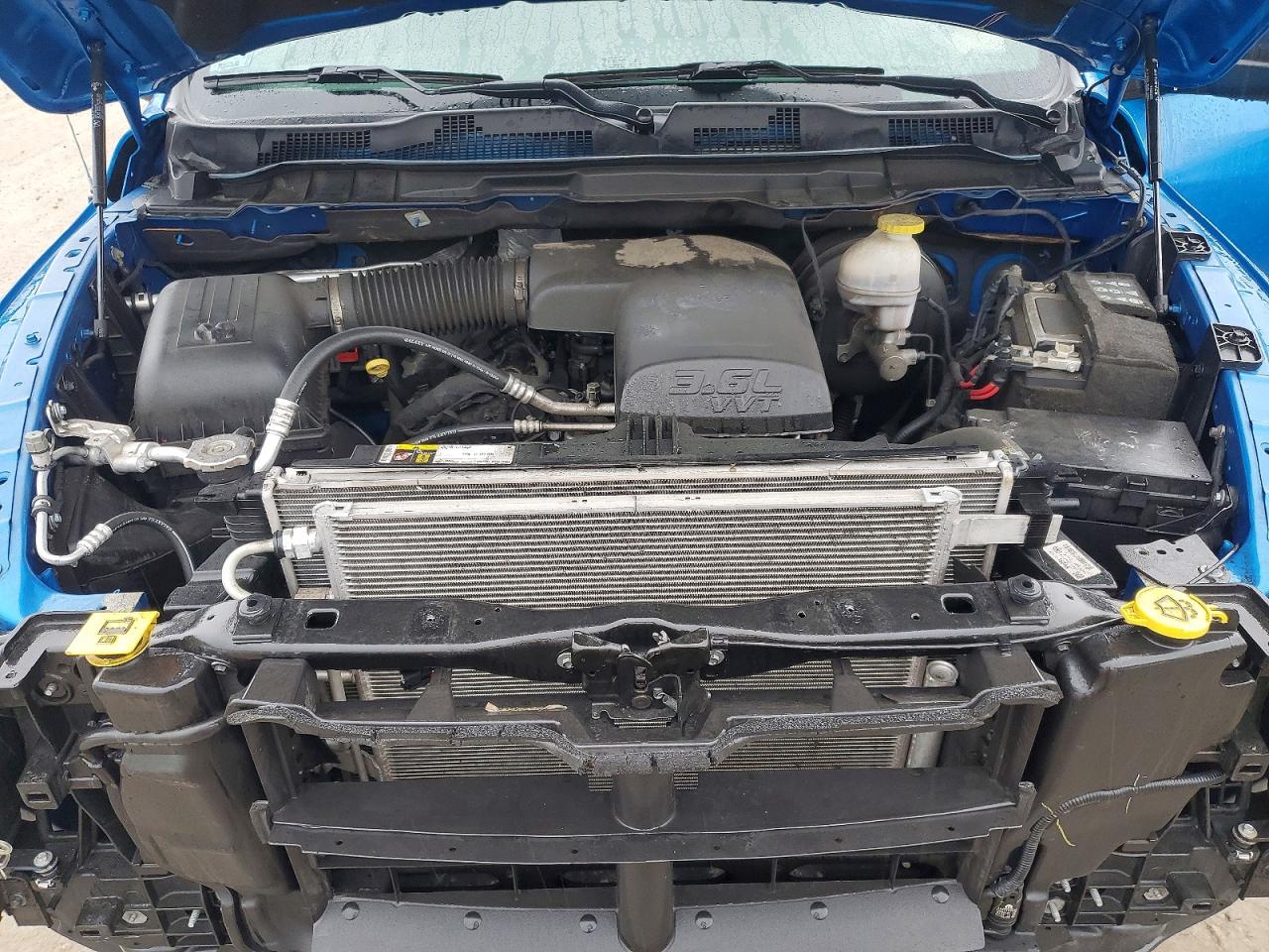2022 RAM 1500 CLASSIC SLT photo 31