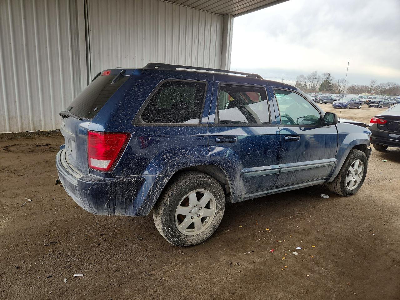 2009 JEEP GRAND CHEROKEE LAREDO photo 3