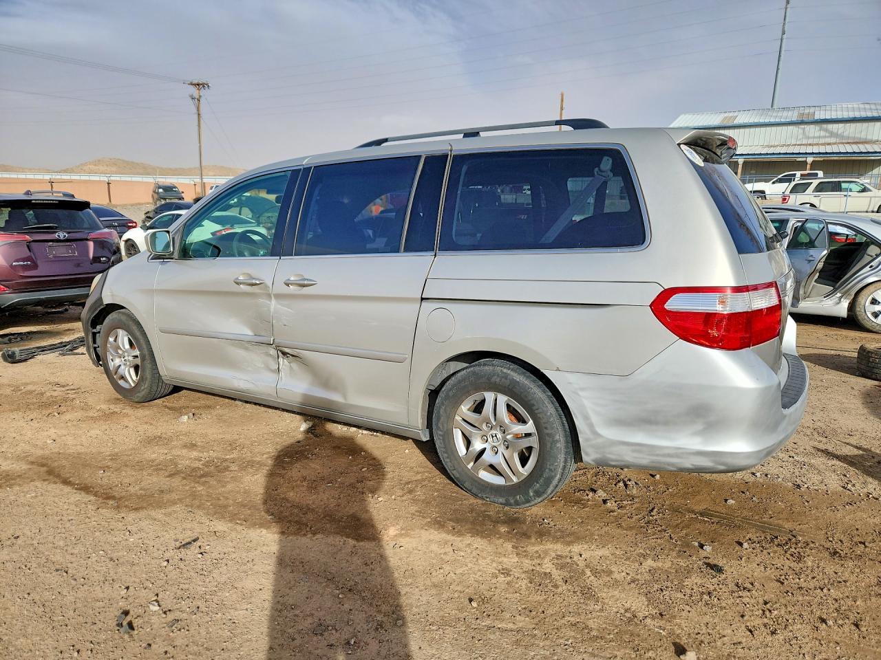 2005 HONDA ODYSSEY EX photo 2