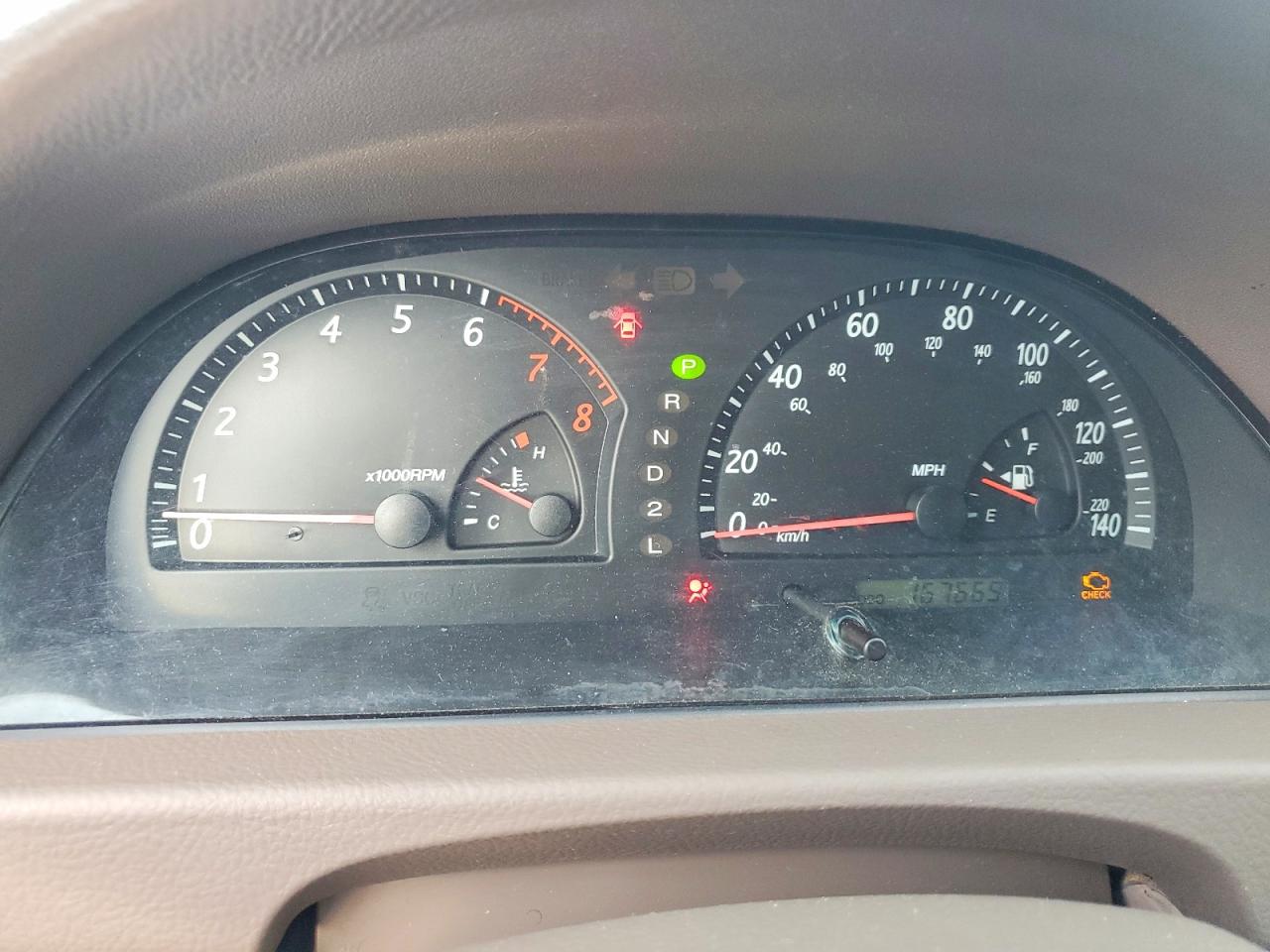 2002 TOYOTA CAMRY LE photo 9