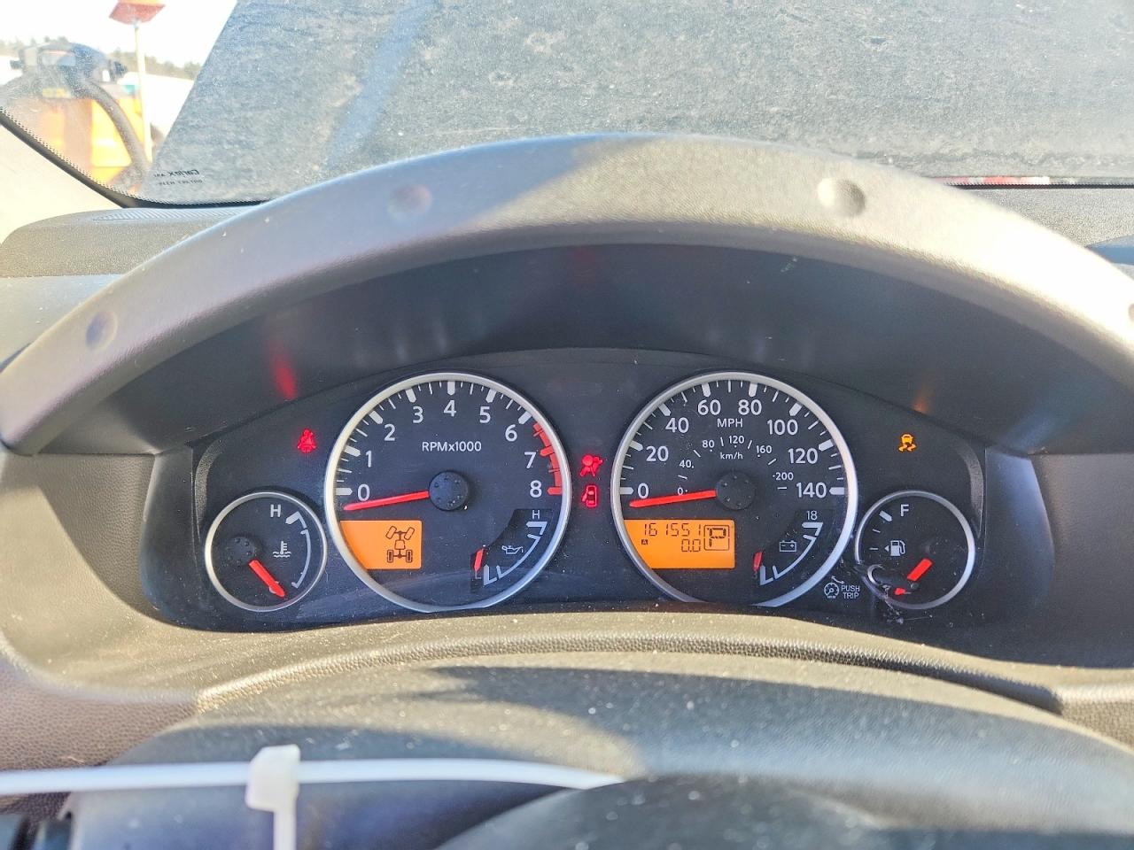 2012 NISSAN PATHFINDER S photo 9