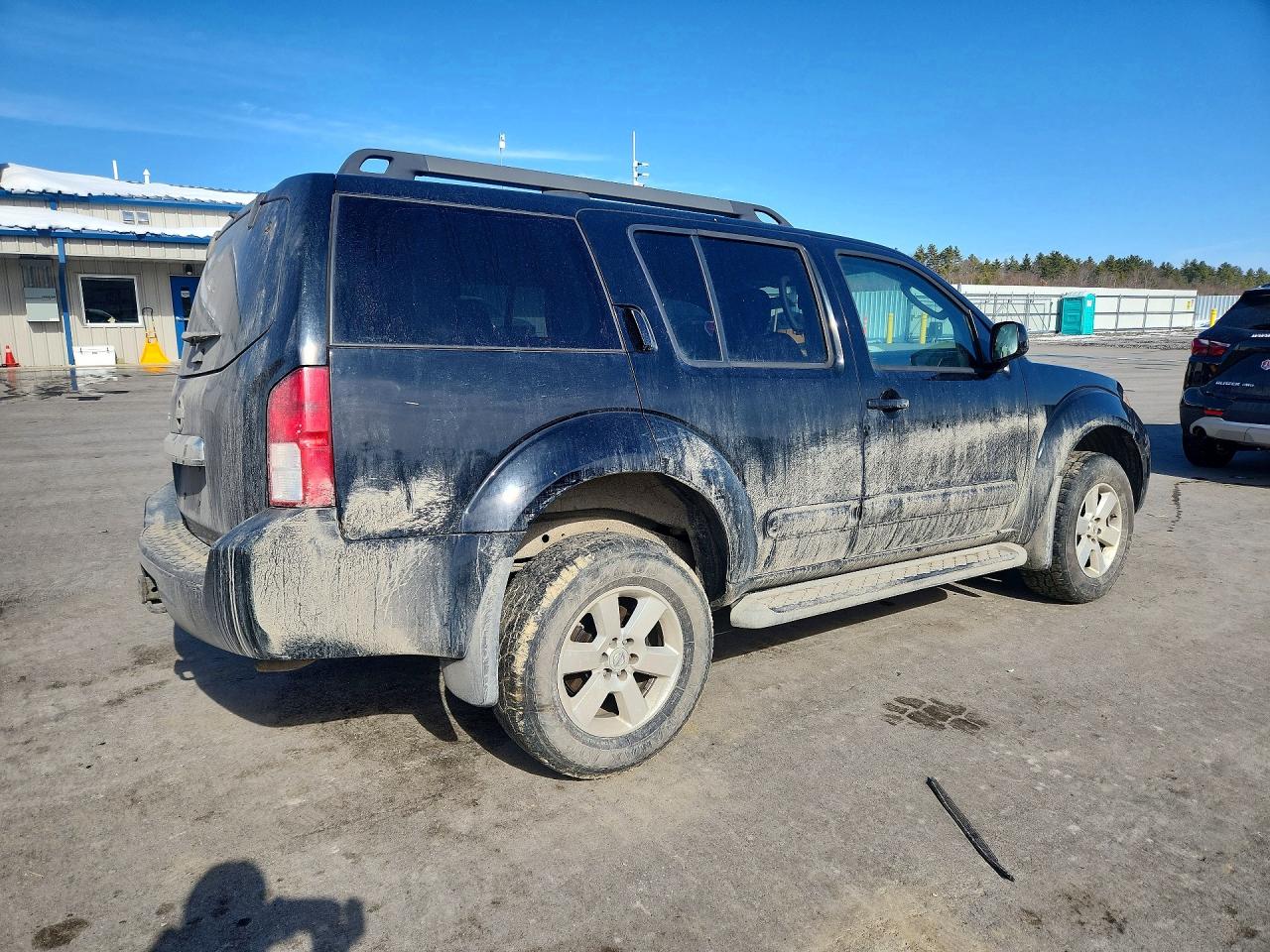 2012 NISSAN PATHFINDER S photo 3