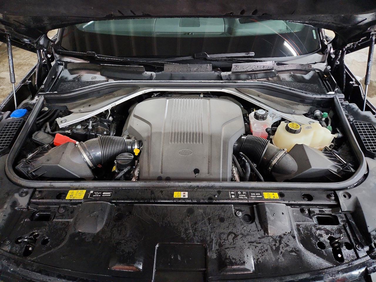 2024 LAND ROVER RANGE ROVER SE photo 12