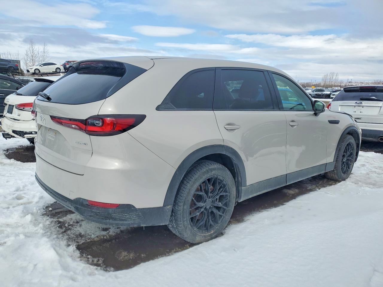 2024 MAZDA CX-90 PREFERRED PLUS photo 3