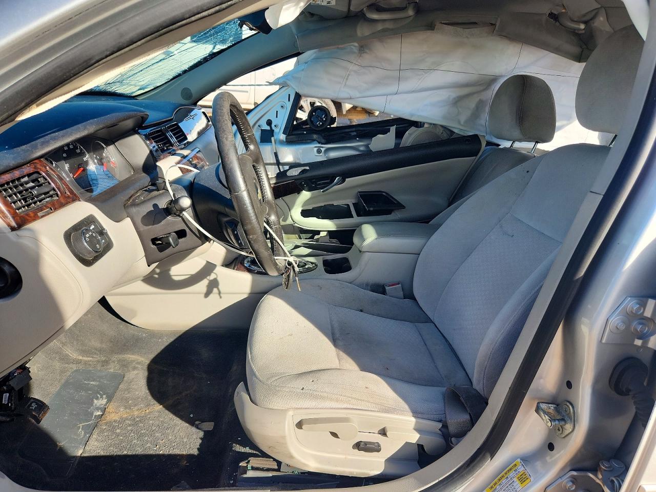 2012 CHEVROLET IMPALA LT photo 13