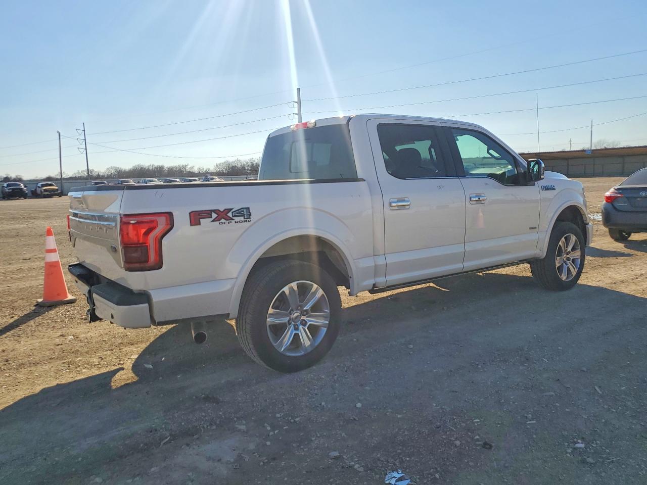 2017 FORD F150 SUPERCREW photo 3
