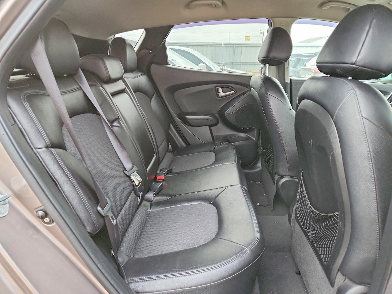 2012 HYUNDAI TUCSON GLS photo 11