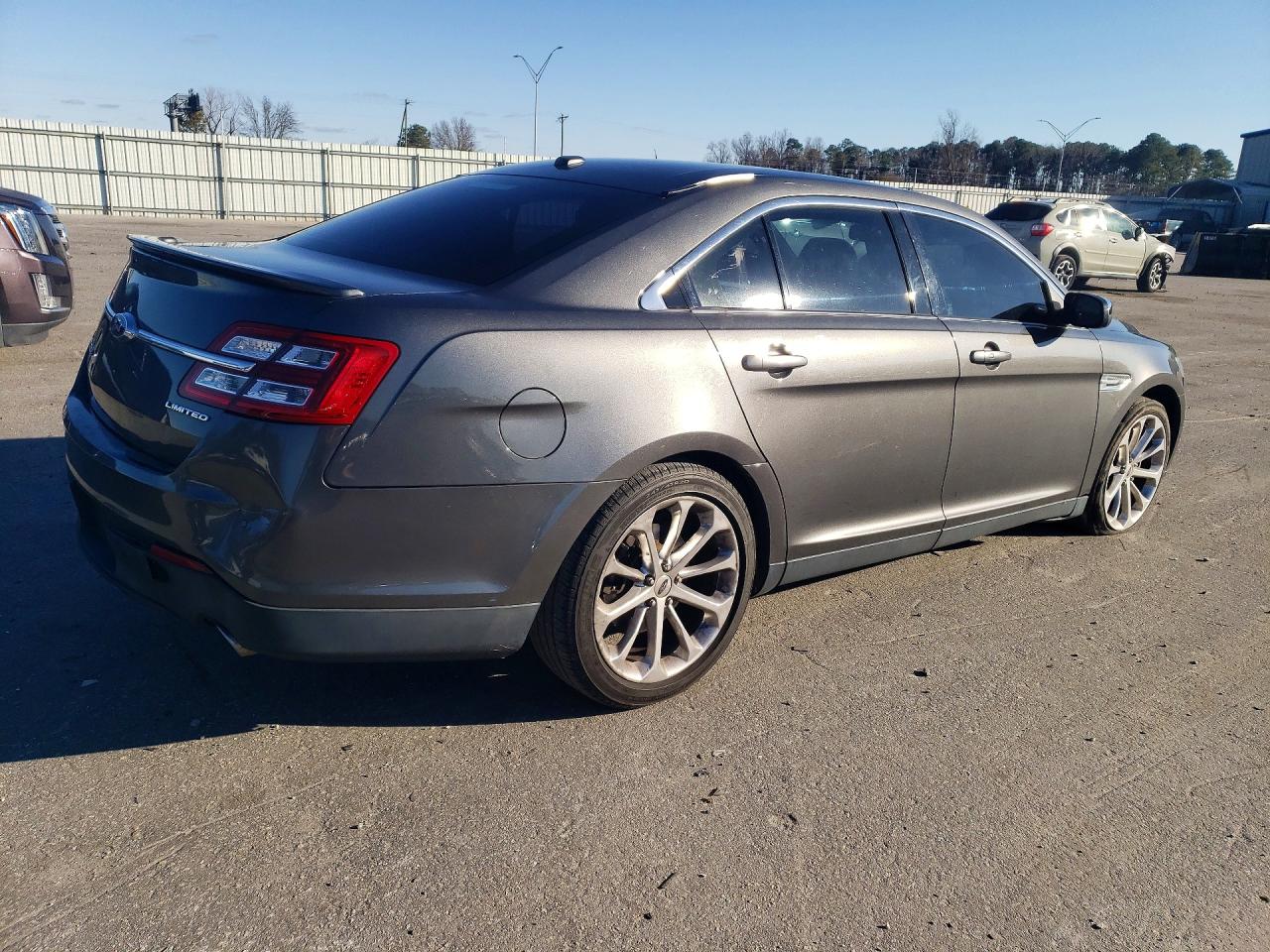 2015 FORD TAURUS LIMITED photo 5