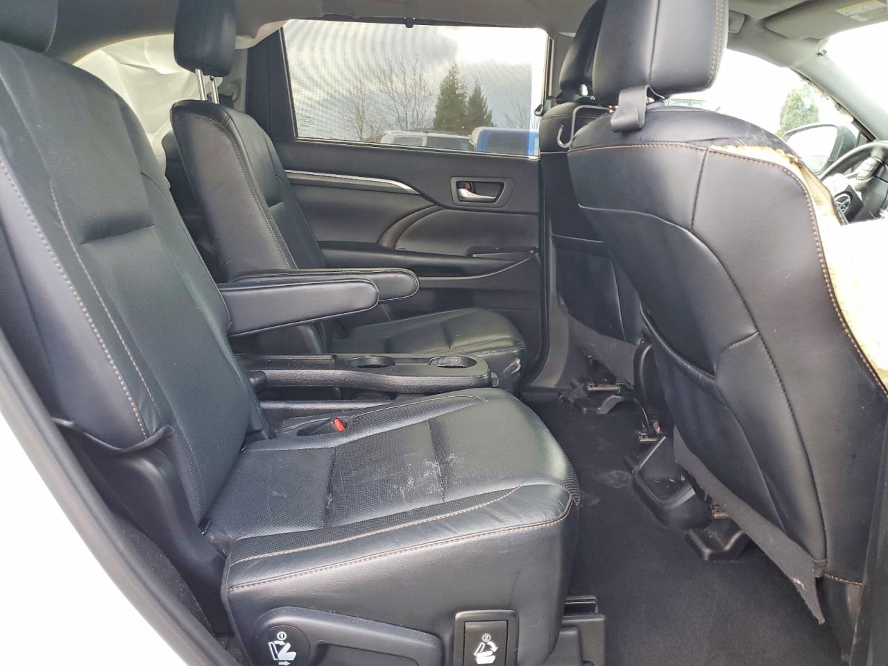 2019 TOYOTA HIGHLANDER HYBRID LIMITED PLATINUM photo 11