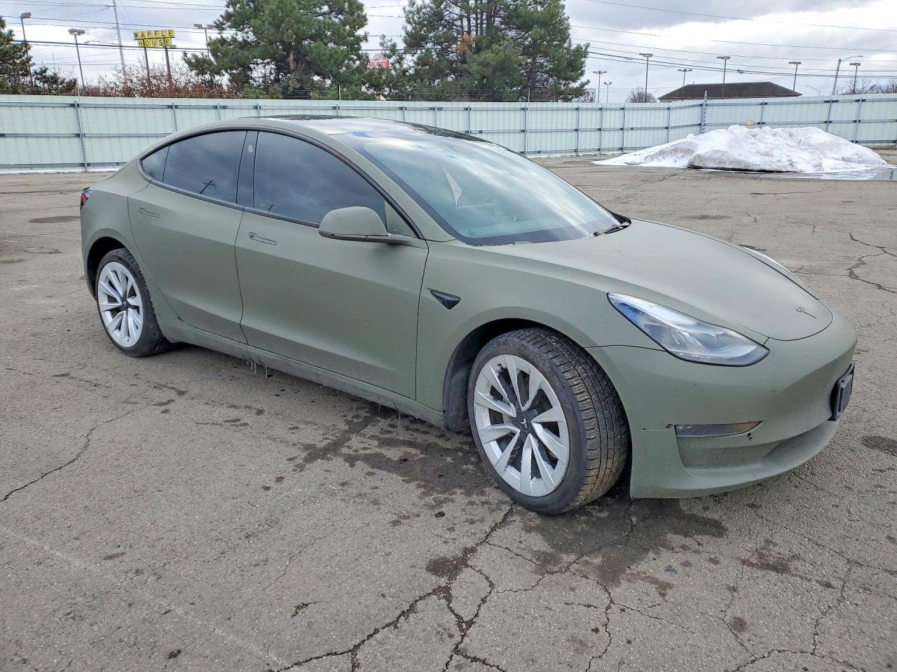 2022 TESLA MODEL 3 photo 4