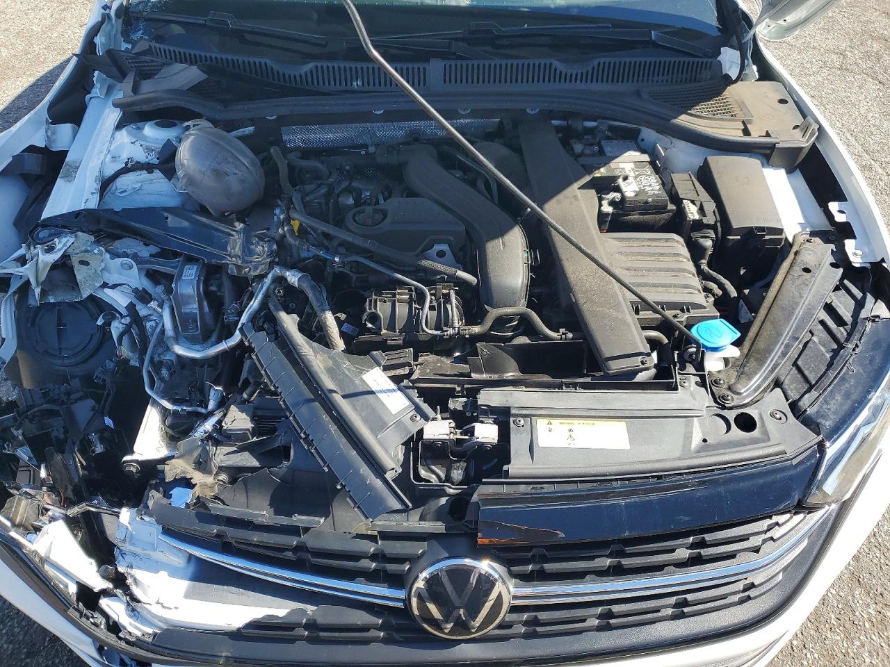 2024 VOLKSWAGEN JETTA SPORT photo 21