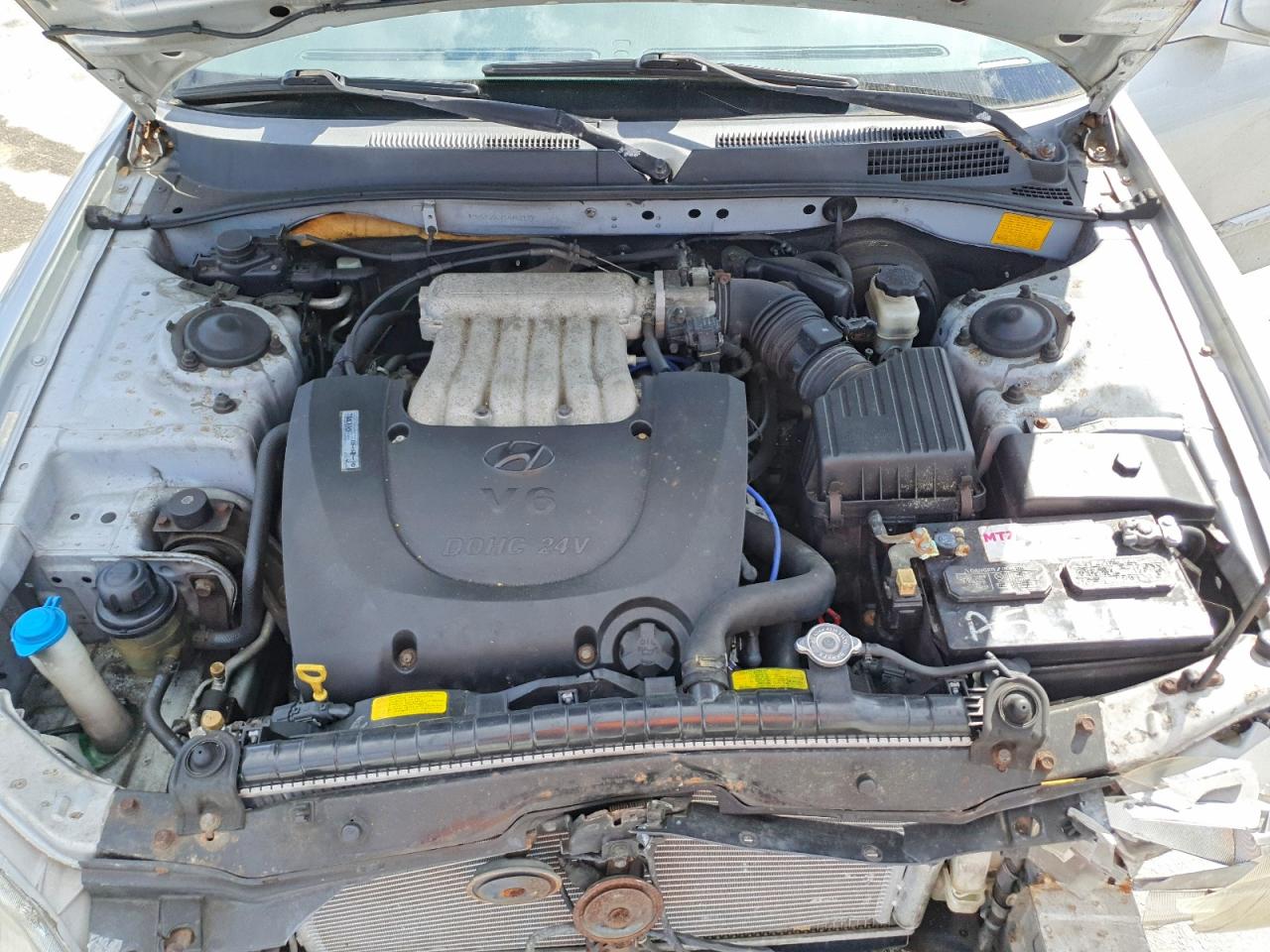 2001 HYUNDAI SONATA GLS photo 21