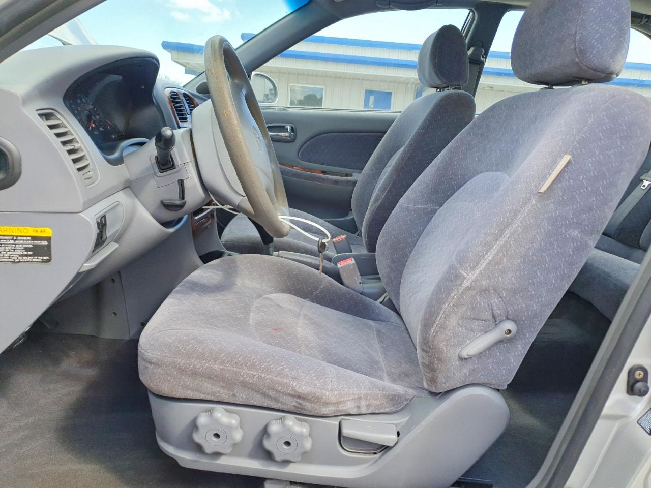 2001 HYUNDAI SONATA GLS photo 13