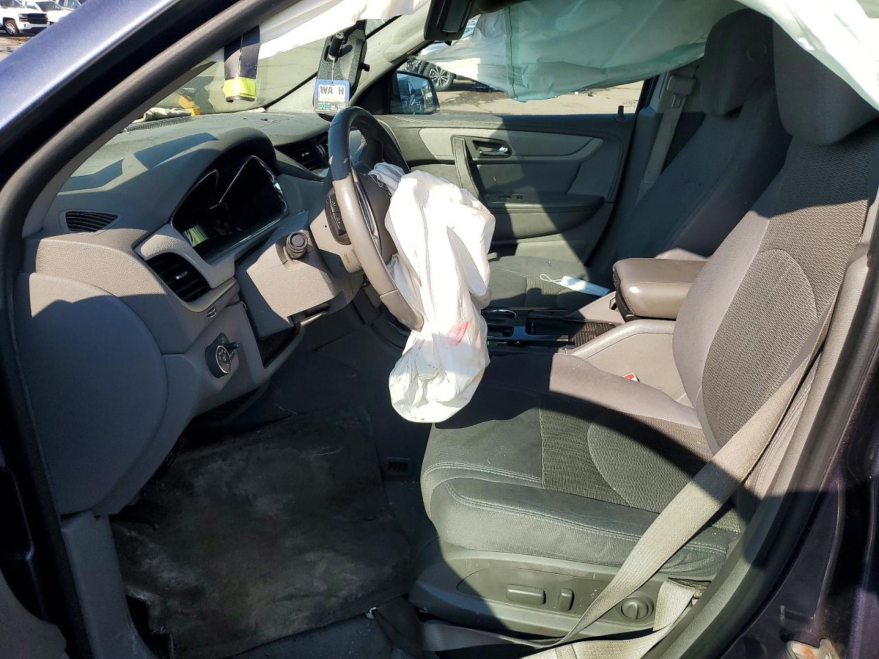 2014 CHEVROLET TRAVERSE LT photo 13