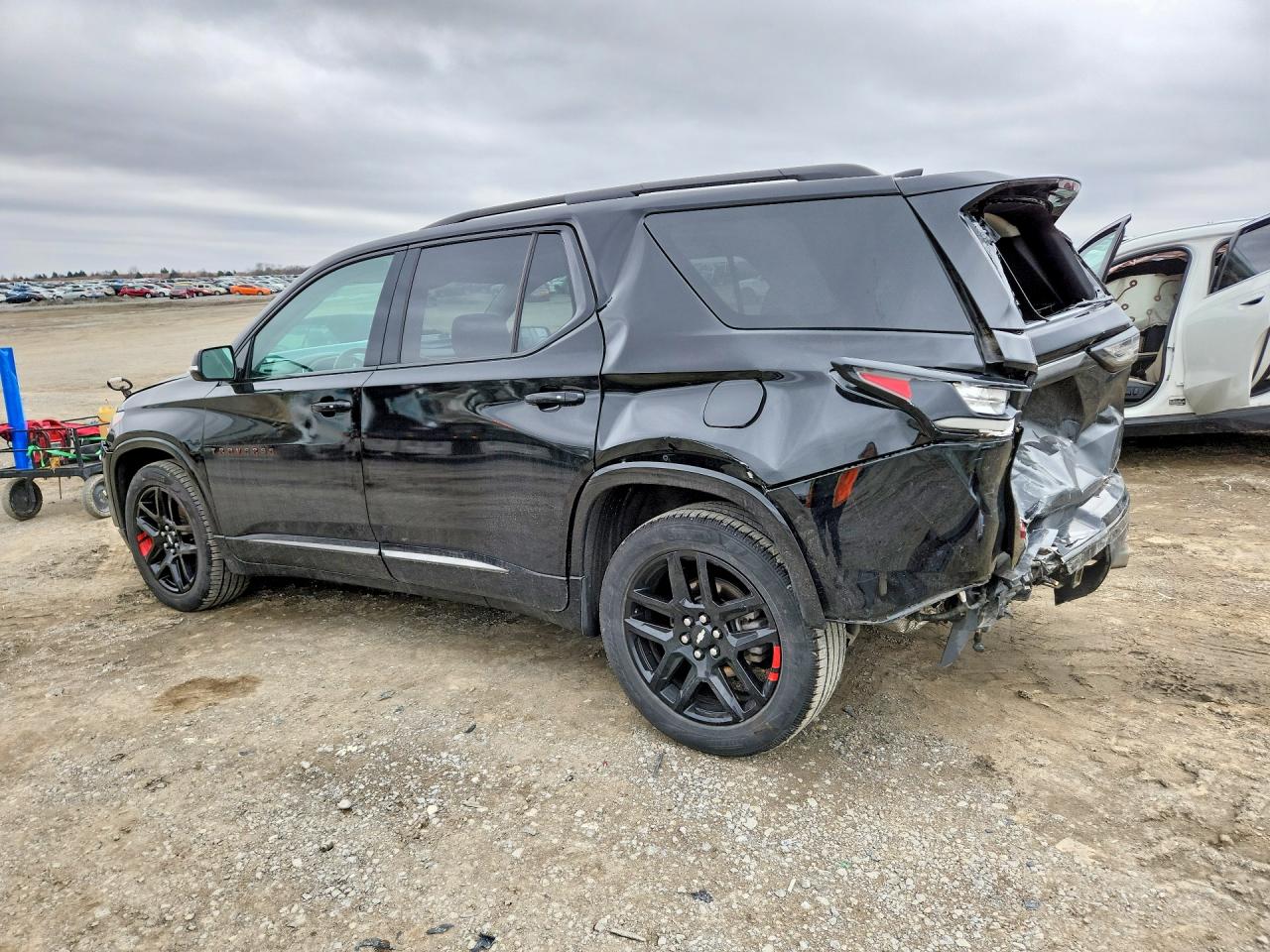 2019 CHEVROLET TRAVERSE photo 3