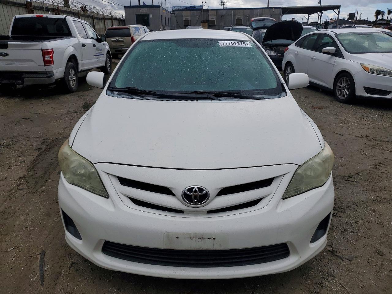 2011 TOYOTA COROLLA BASE photo 13