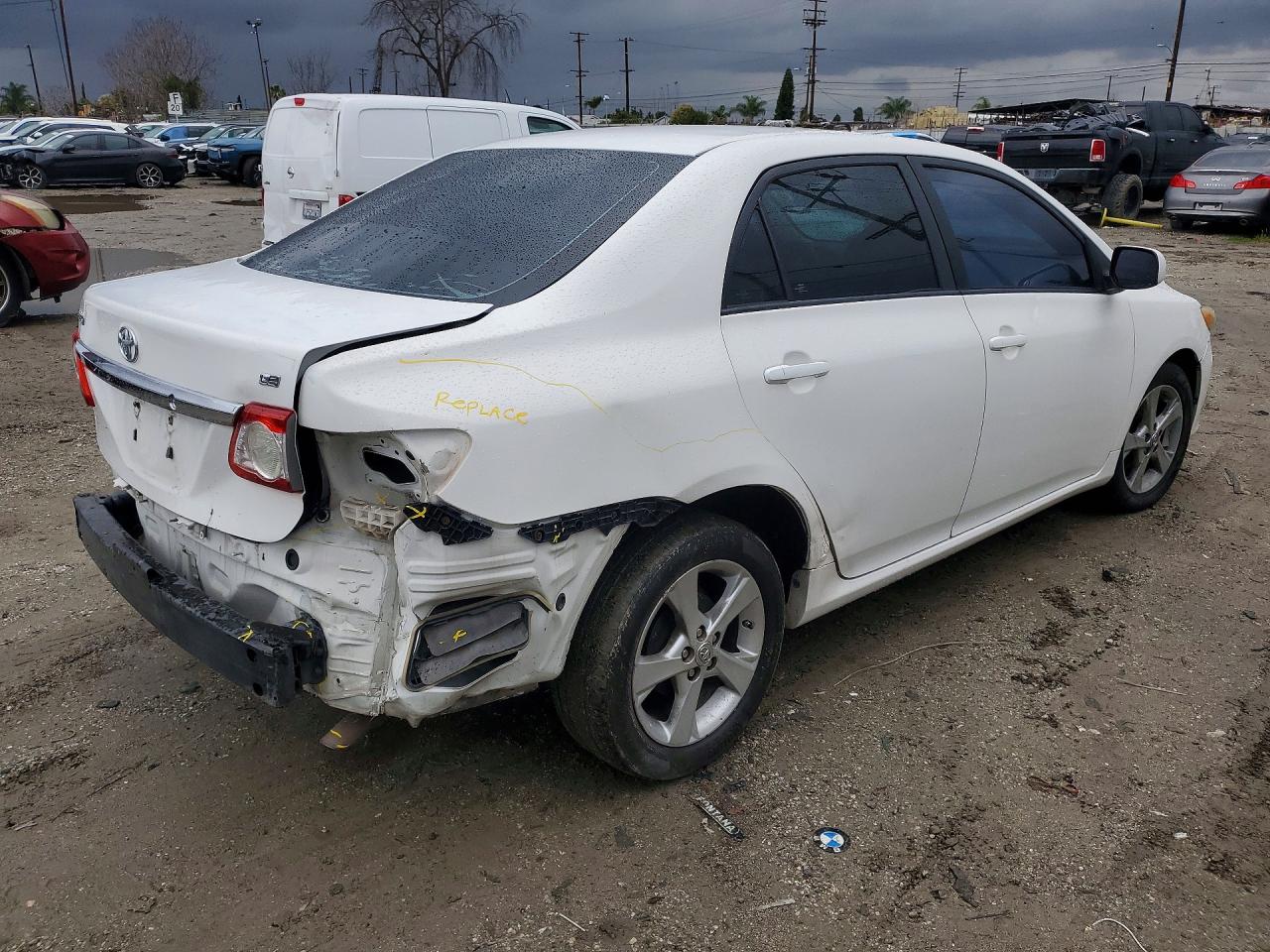 2011 TOYOTA COROLLA BASE photo 7