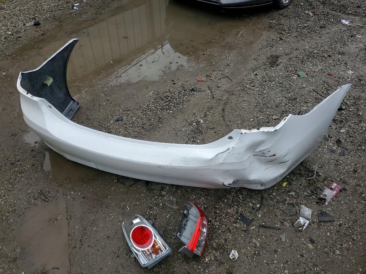 2011 TOYOTA COROLLA BASE photo 34