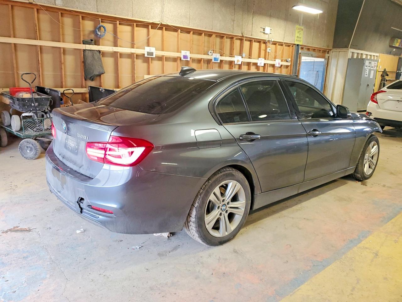 2016 BMW 328 XI SULEV photo 3