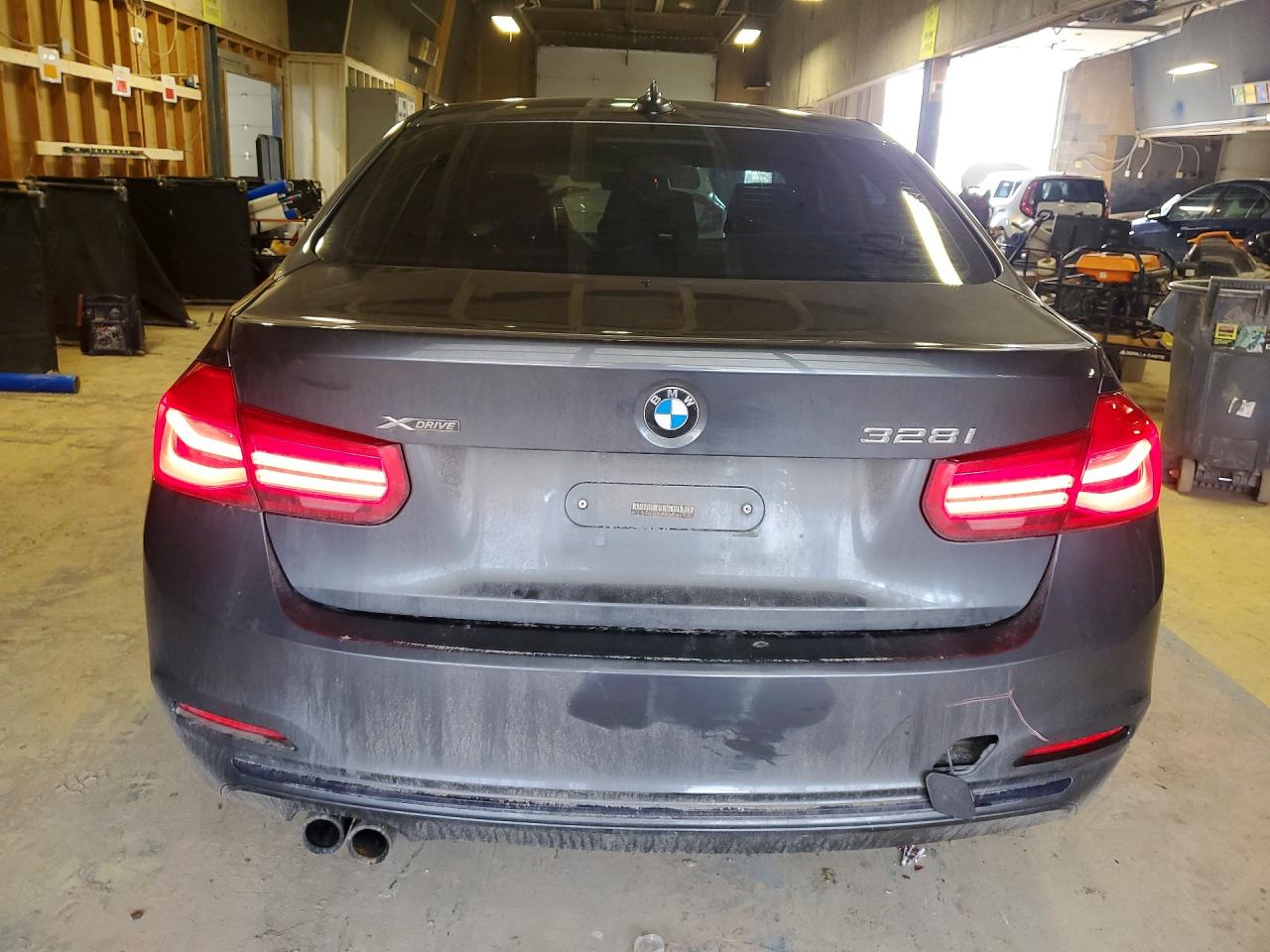 2016 BMW 328 XI SULEV photo 6