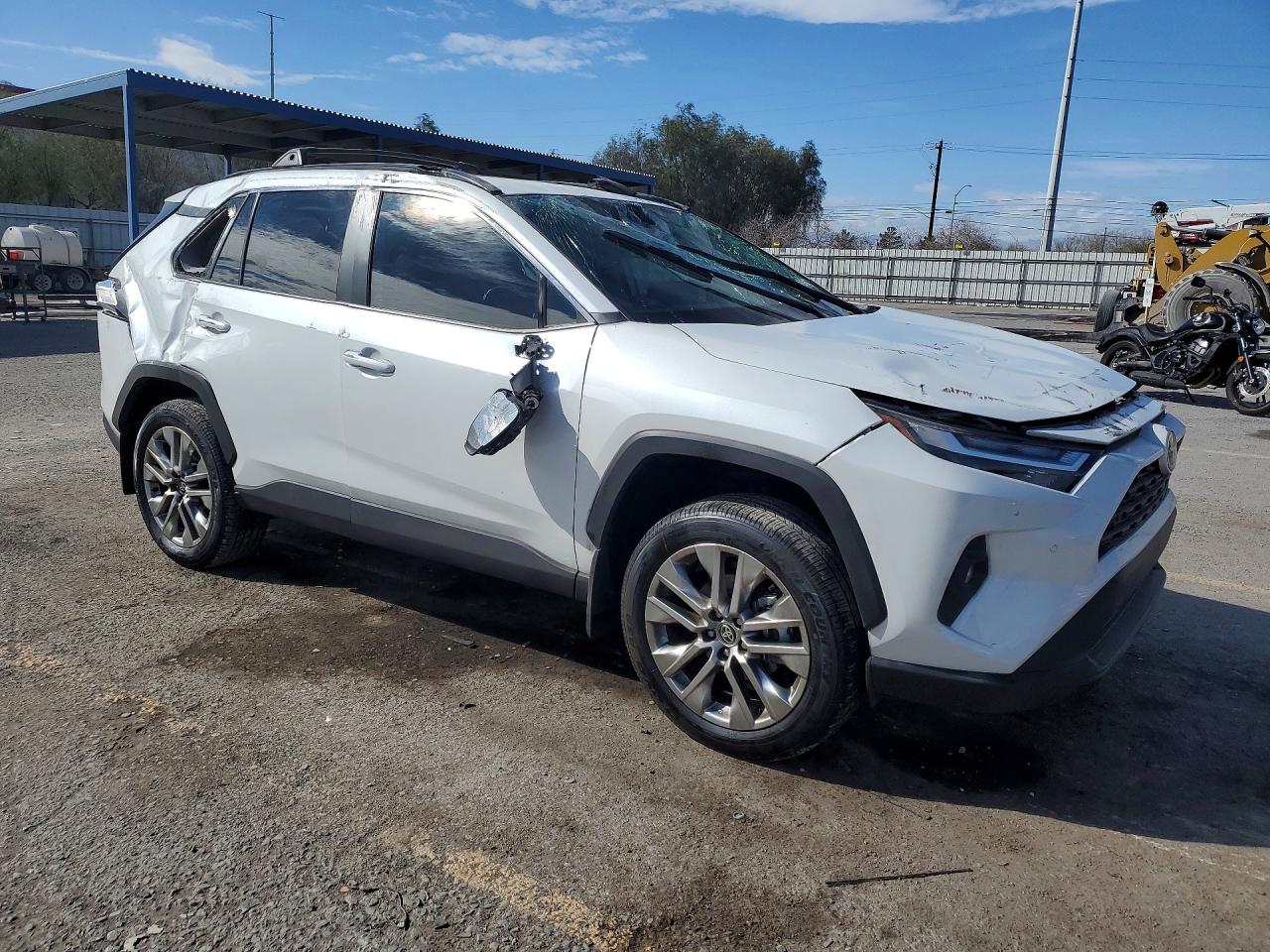 2025 TOYOTA RAV4 XLE PREMIUM photo 10