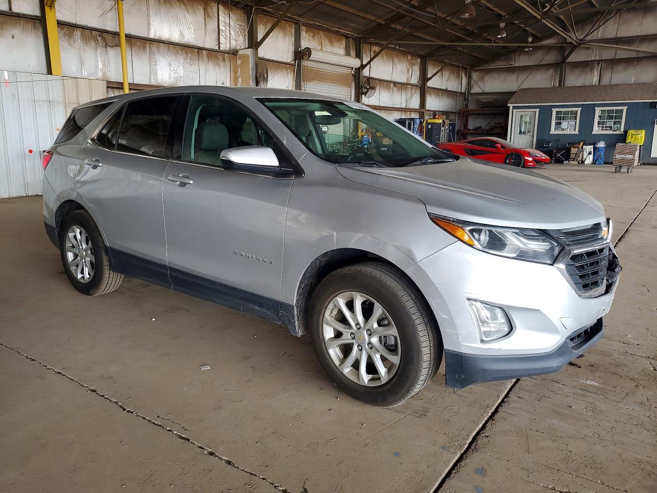2019 CHEVROLET EQUINOX LT photo 4