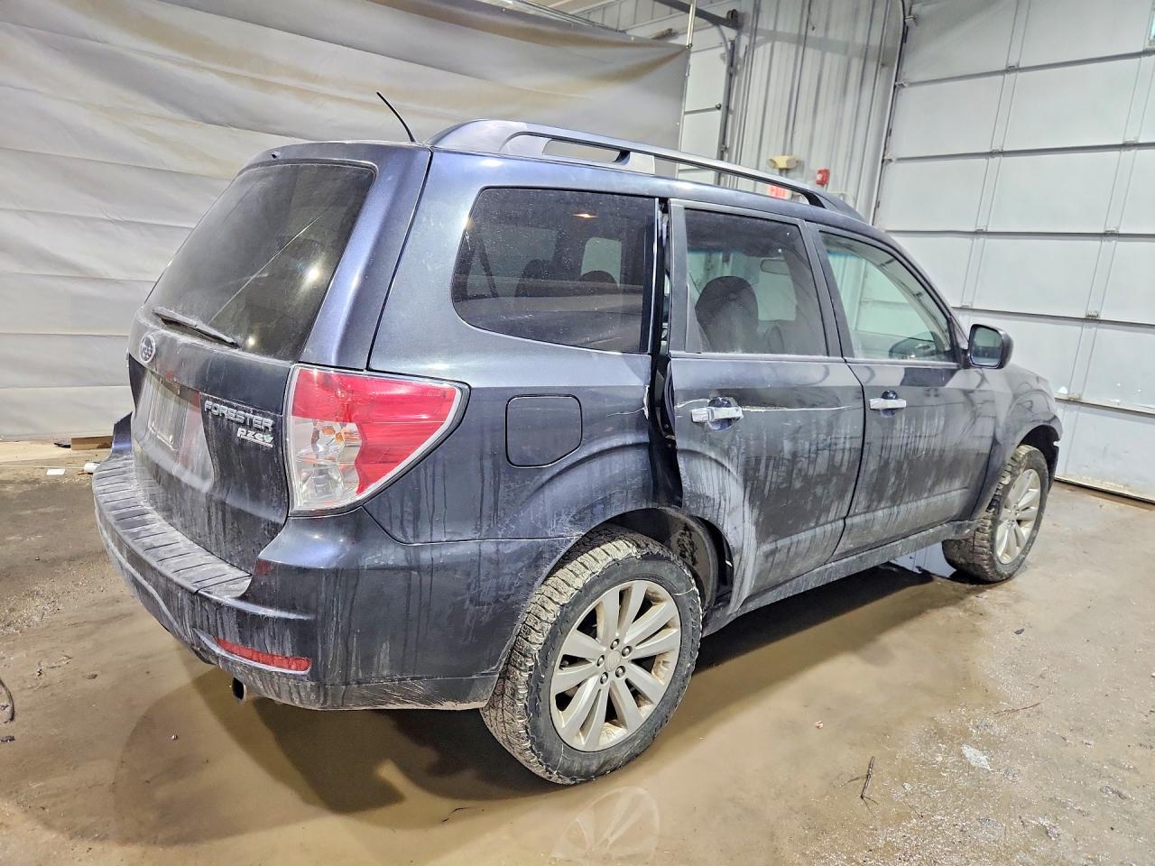 2011 SUBARU FORESTER 2.5X PREMIUM photo 3