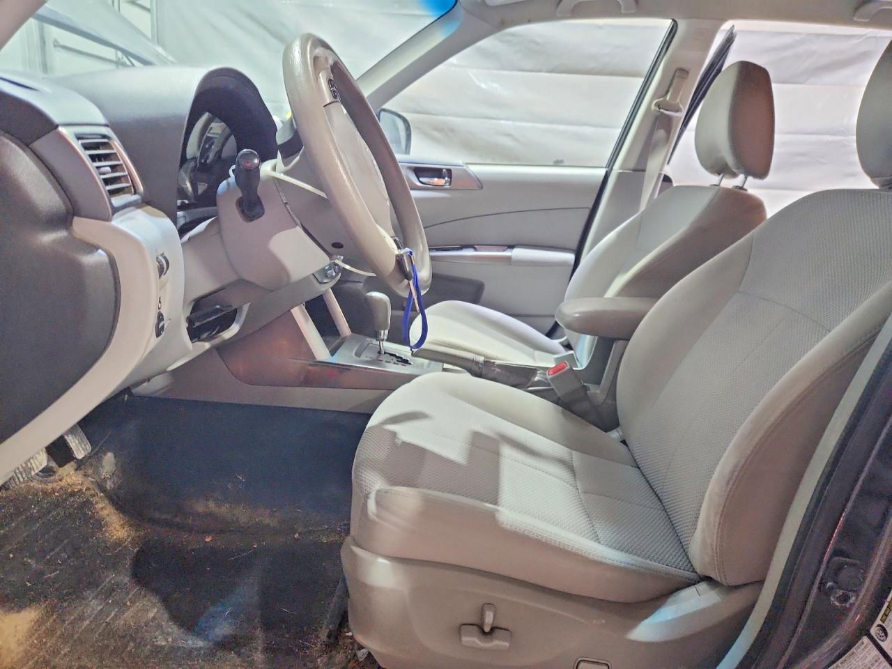 2011 SUBARU FORESTER 2.5X PREMIUM photo 7