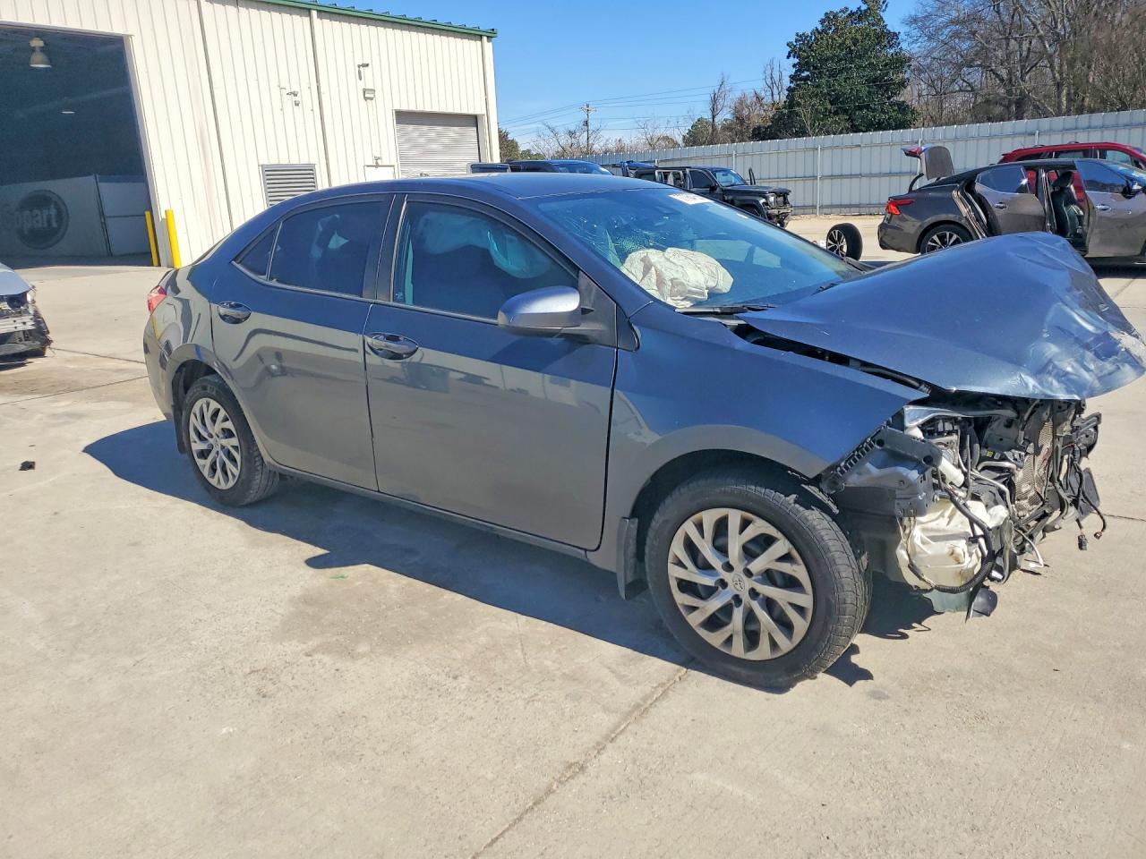 2017 TOYOTA COROLLA L photo 4