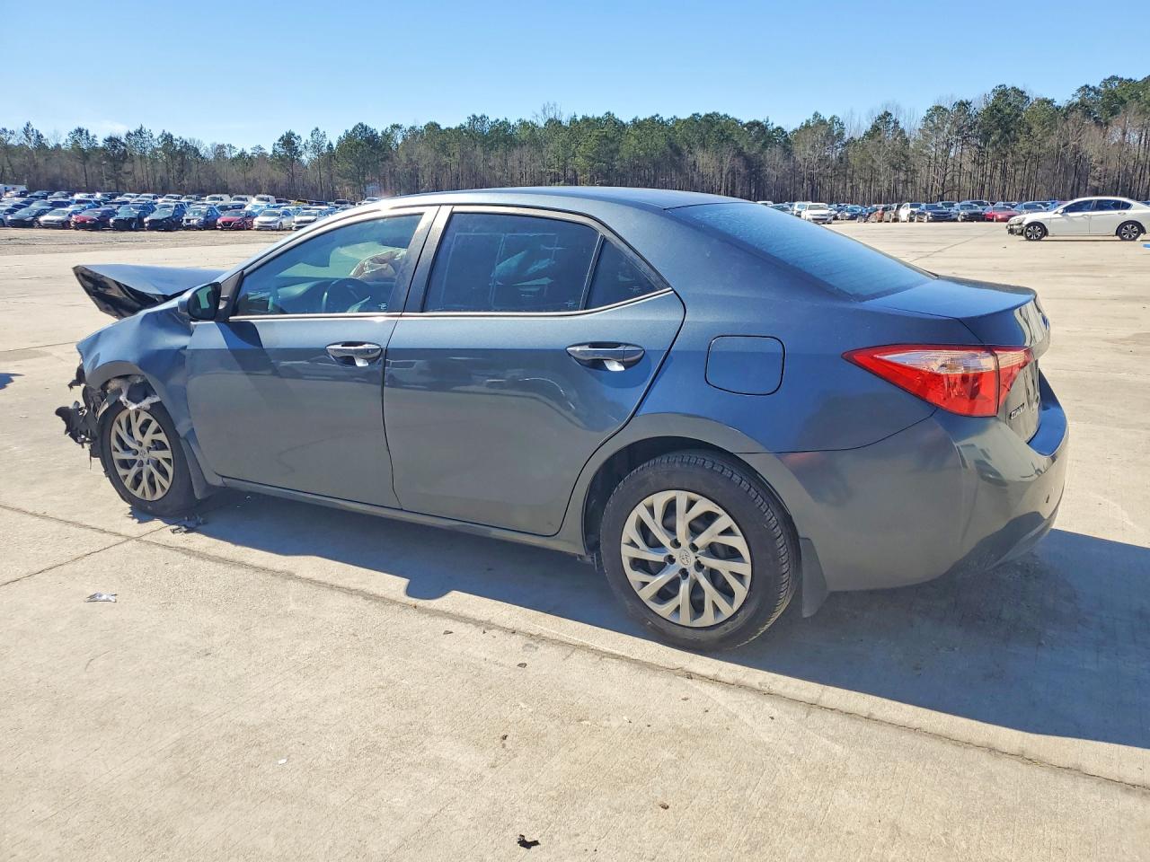 2017 TOYOTA COROLLA L photo 2