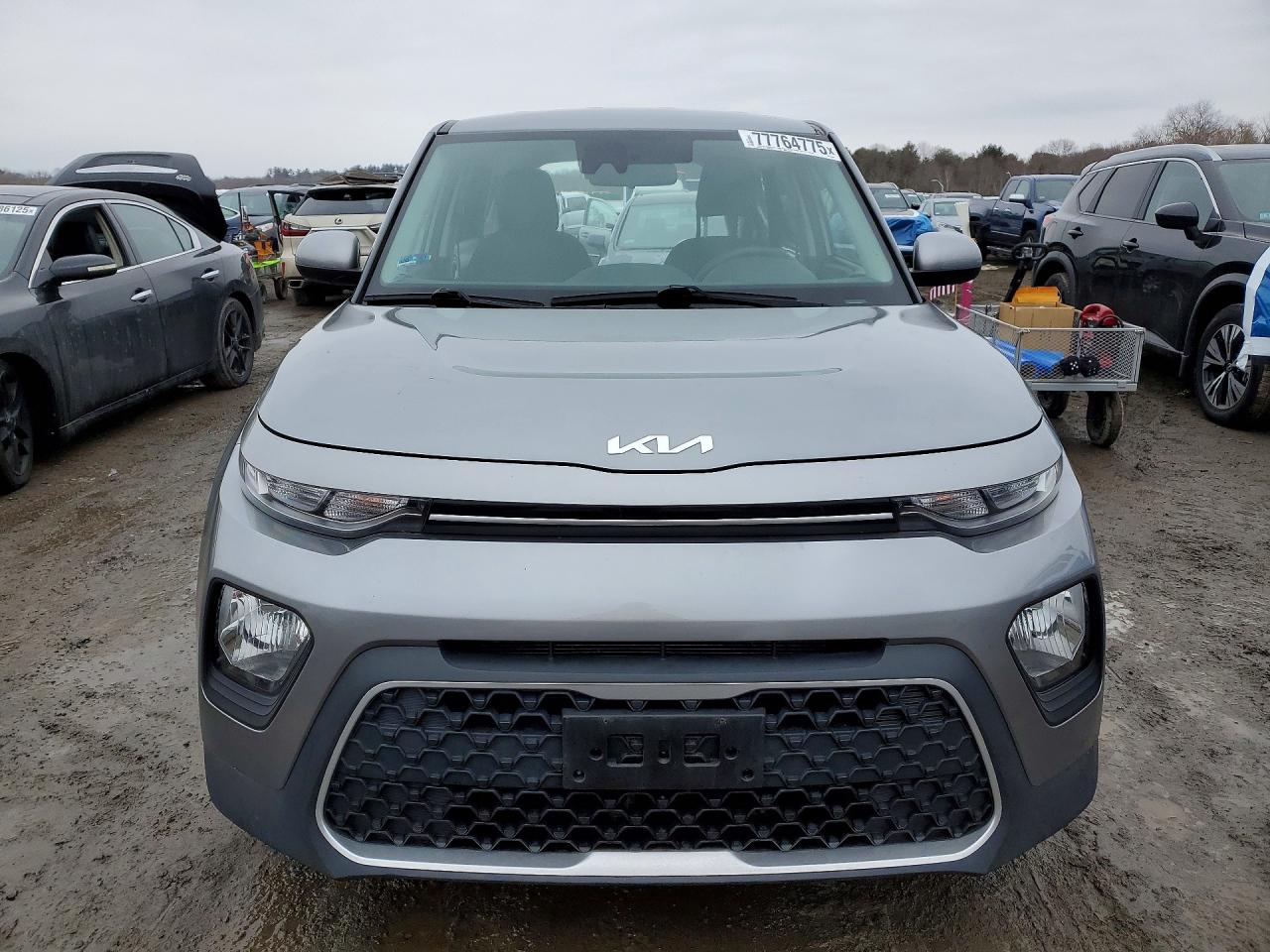 2022 KIA SOUL LX photo 5