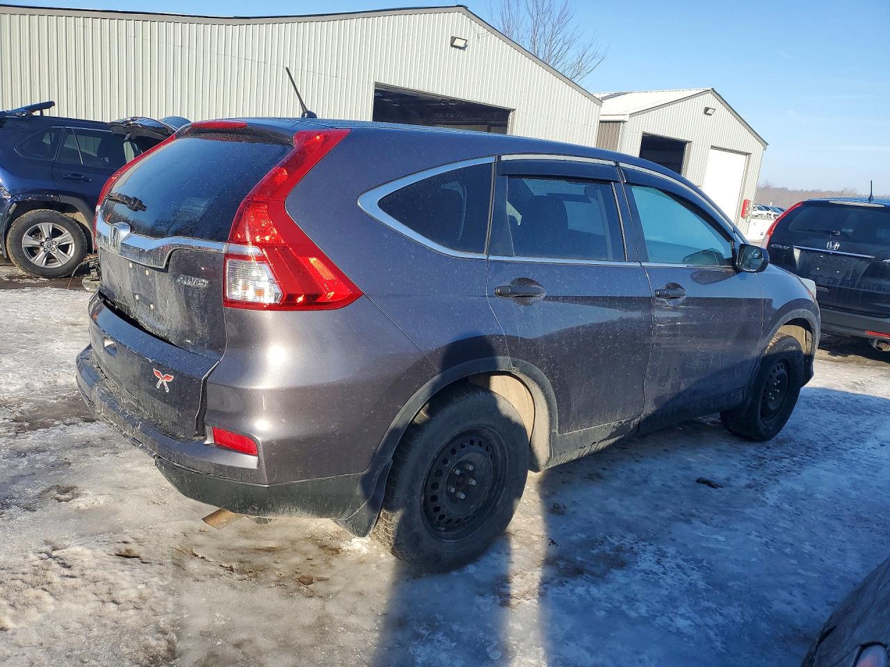 2015 HONDA CR-V LX photo 3