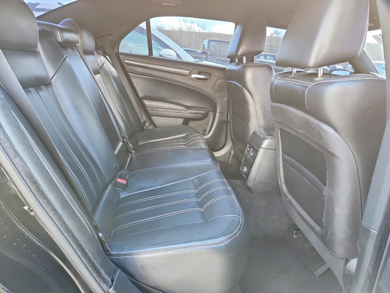 2014 CHRYSLER 300 S photo 10