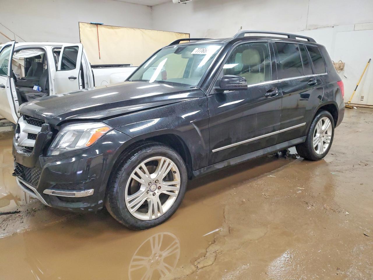 2015 MERCEDES-BENZ GLK