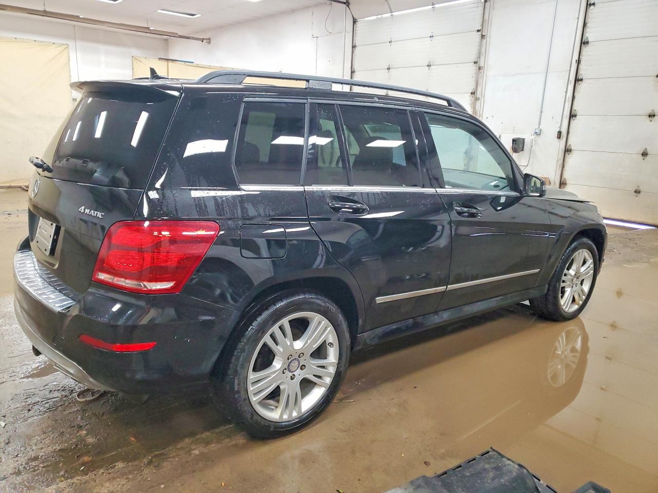 2015 MERCEDES-BENZ GLK 350 4MATIC photo 3