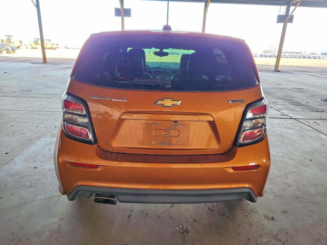 2017 CHEVROLET SONIC PREMIER photo 6