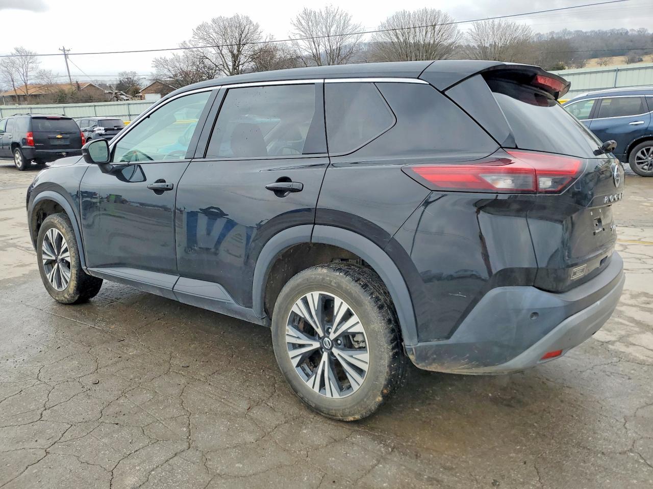 2021 NISSAN ROGUE SV photo 4