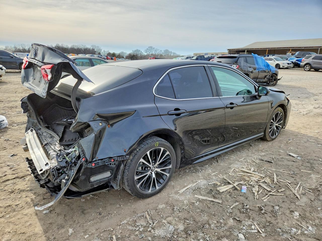2018 TOYOTA CAMRY HYBRID photo 5