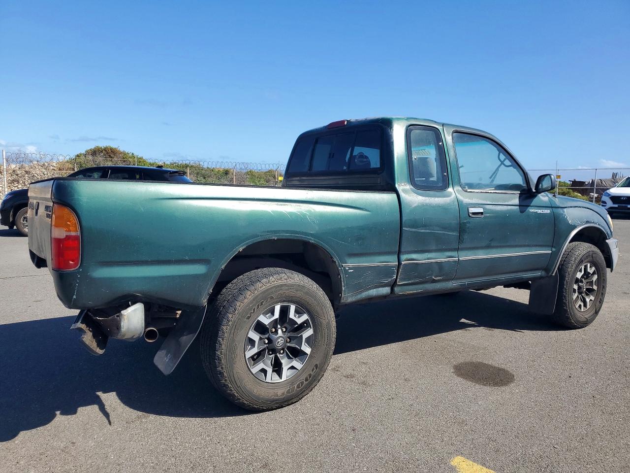 1999 TOYOTA TACOMA XTRACAB photo 5