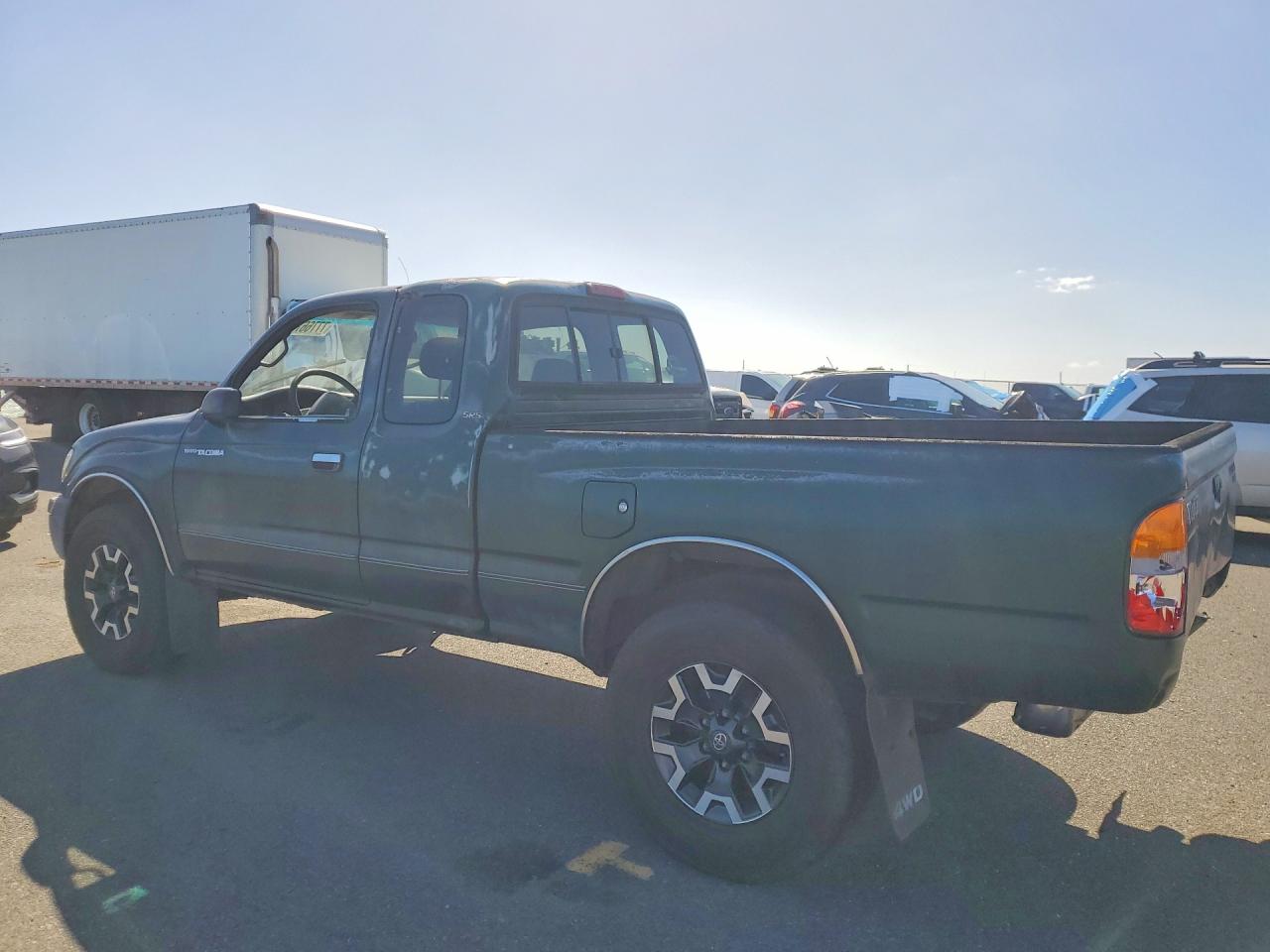 1999 TOYOTA TACOMA XTRACAB photo 3