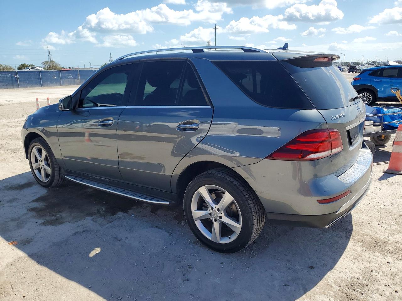 2017 MERCEDES-BENZ GLE 350 photo 3