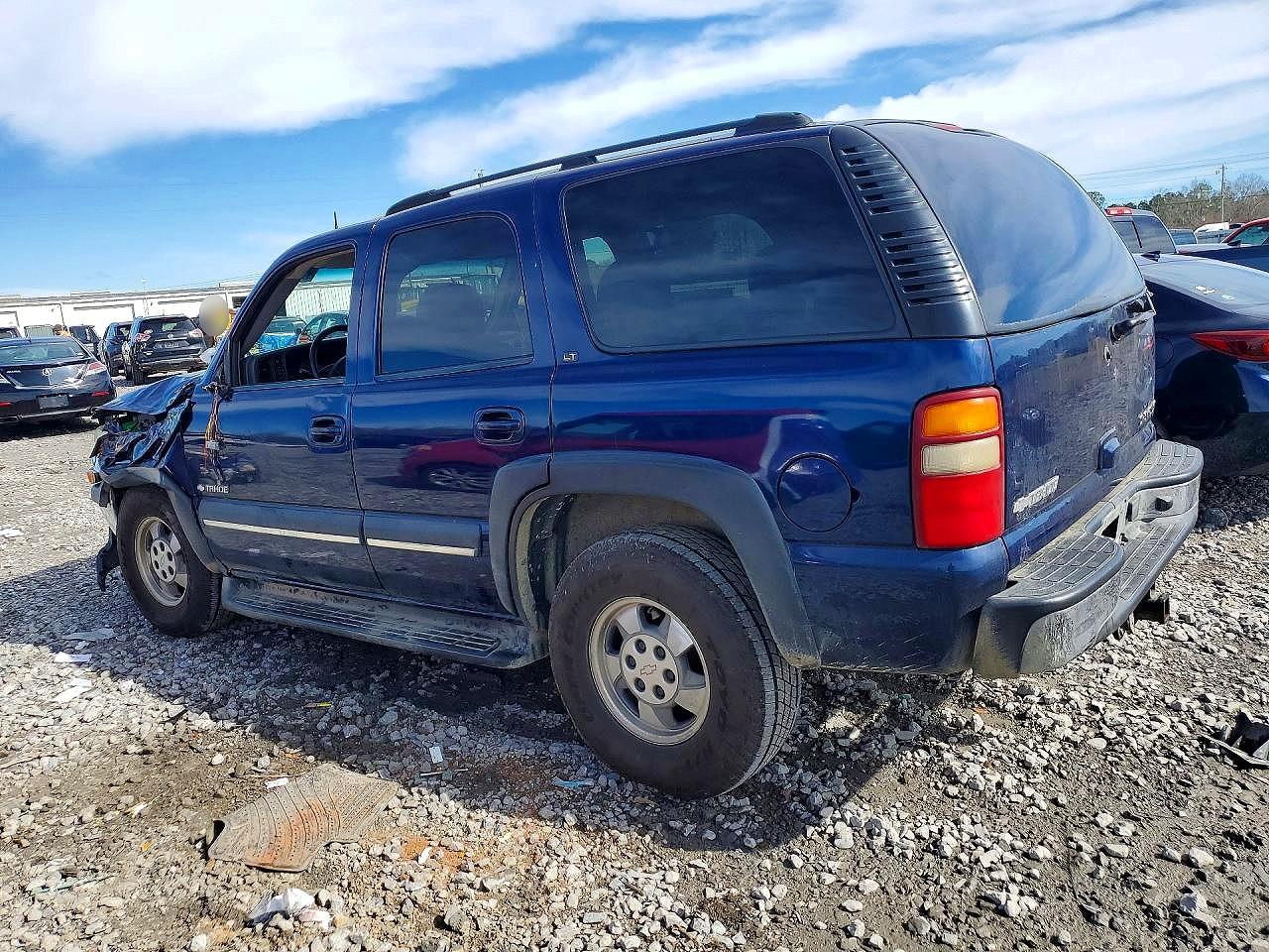 2003 CHEVROLET TAHOE K1500 photo 2