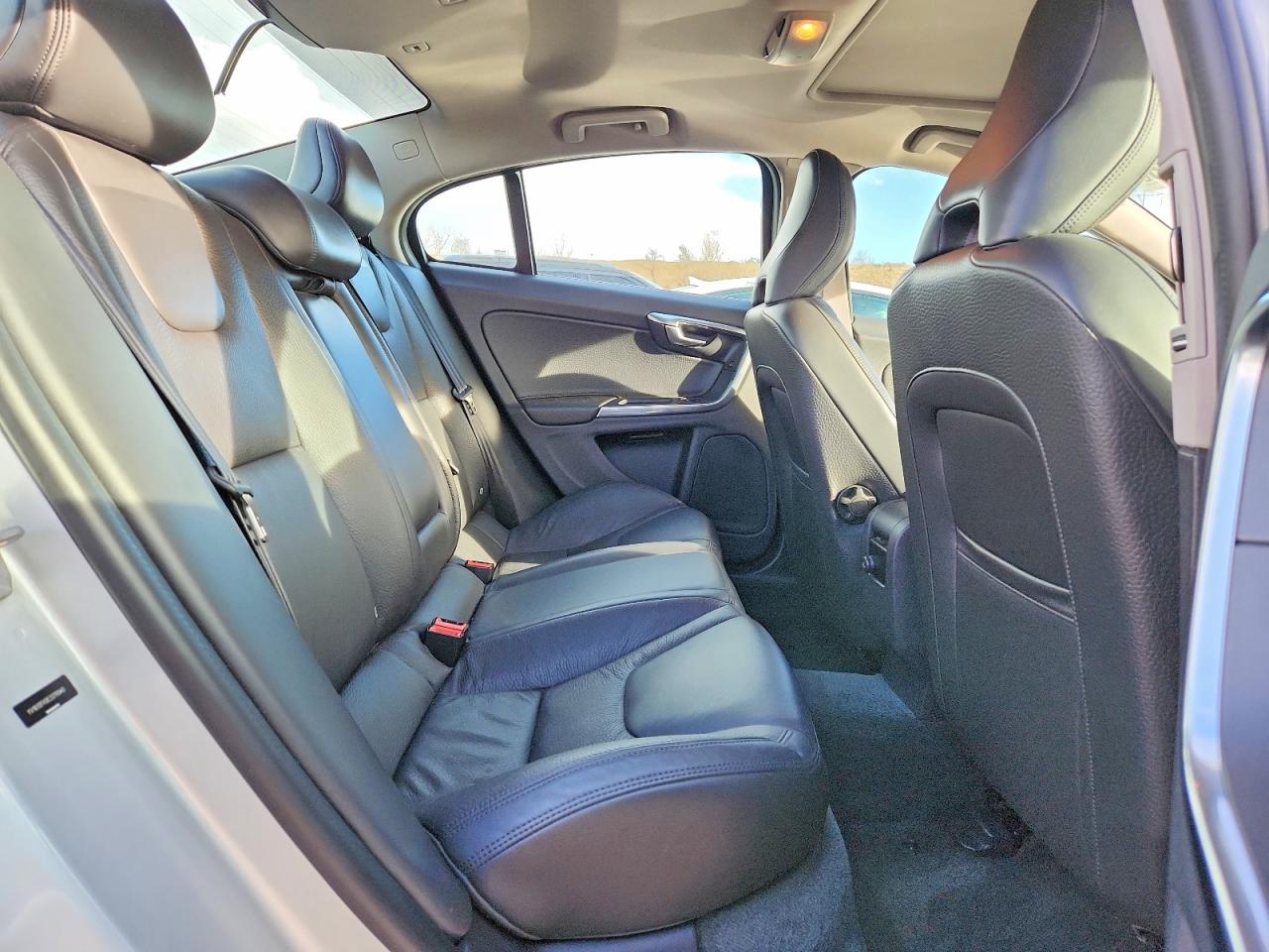 2014 VOLVO S60 T5 photo 10