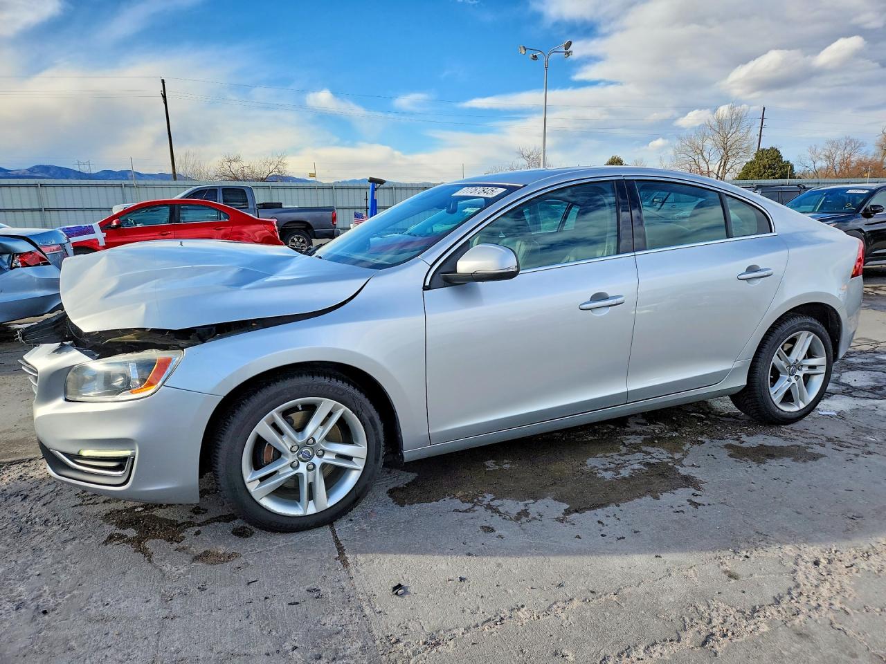 2014 VOLVO S60